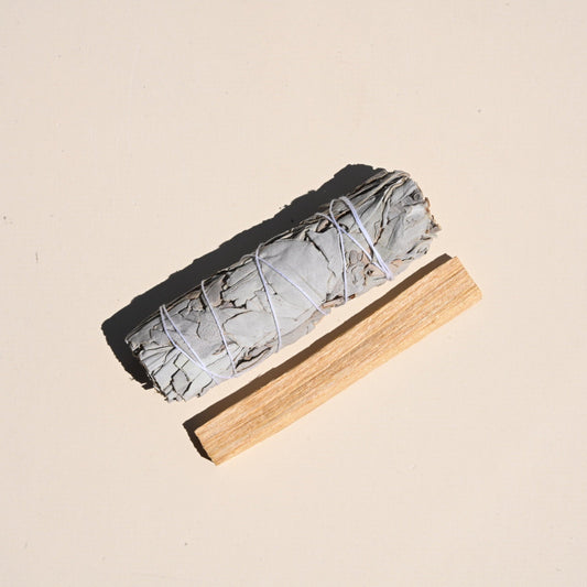 Palo Santo Pouch - Ritual cleansing kit by Iremia Rituals